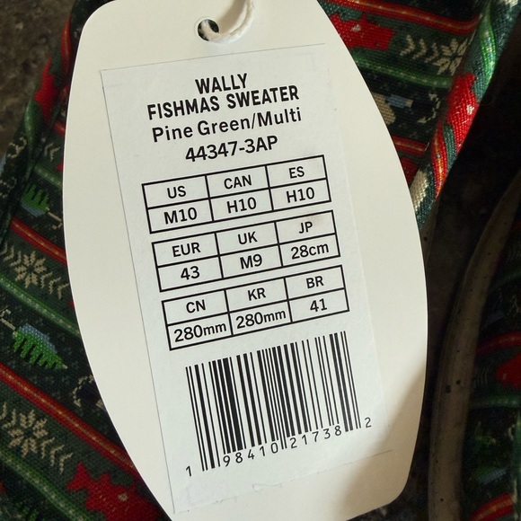 HEYDUDE Men\'s Fishmas Sweater Shoes
men’s size 10 main image 6
